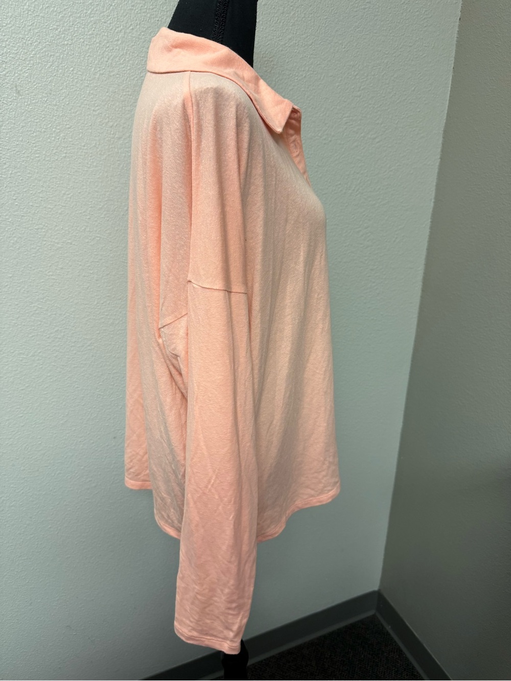 J.Crew Peach Stretch Linen Polo Top Large Relaxed Coastal Preppy Chic - Picture 7 of 10